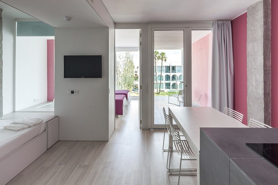 Aparthotel Ebano & (adults Only) Platja d'en Bossa