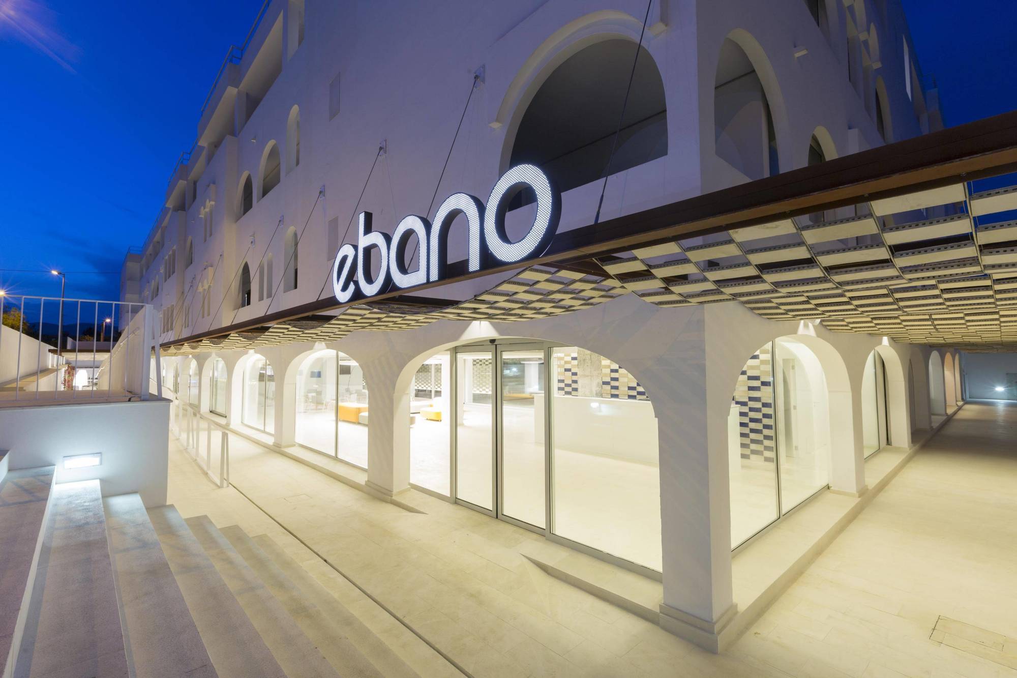 Apartahotel Ebano & (adults Only) 4*
