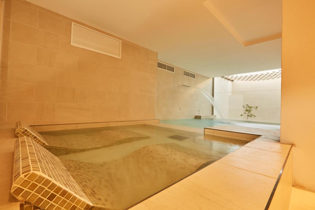 Ebano & (adults Only) Apartahotel 4*